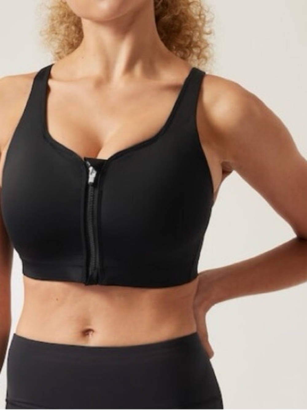 Athleta | Black Advance Zip-Front Sports Bra 36DD NWT